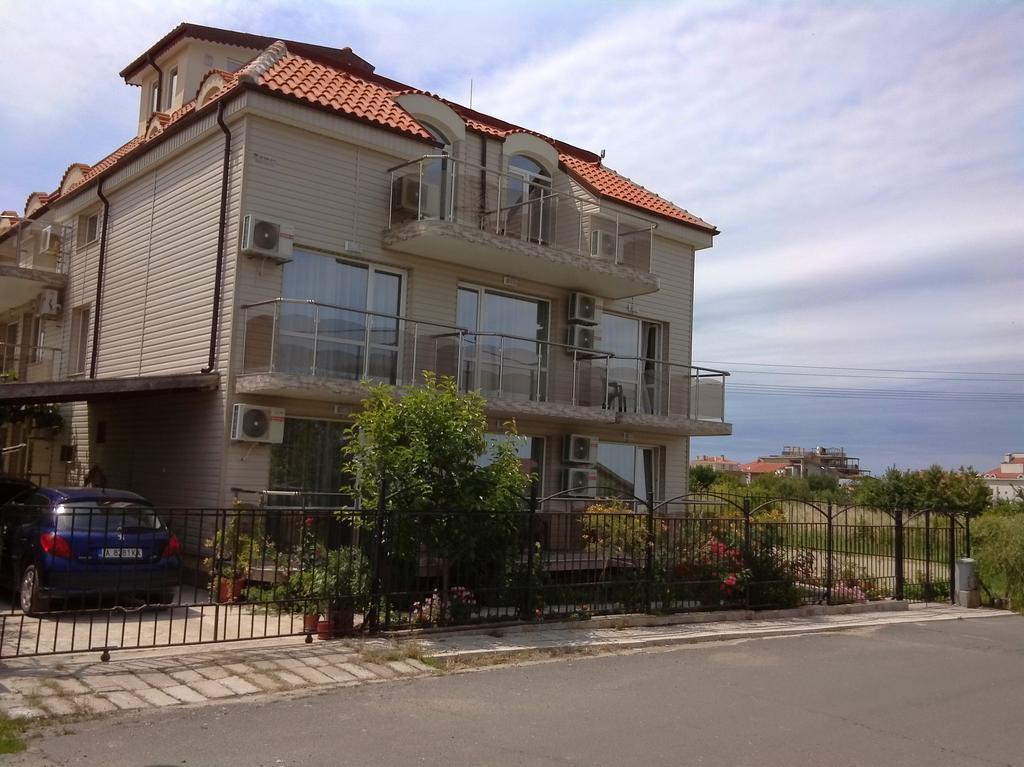 Morska Zvezda Guest House Chernomorets Buitenkant foto